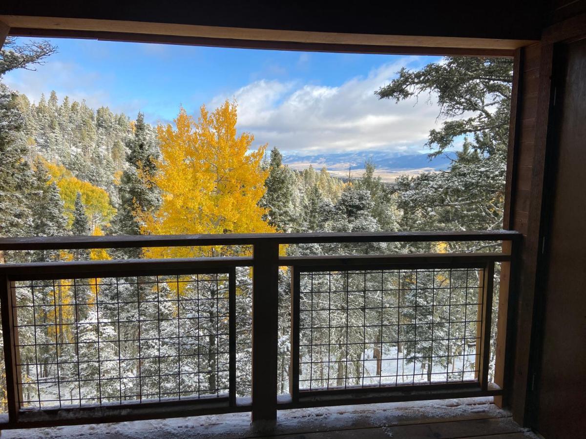 Bed and Breakfast Ridgewalk Treehouse Angel Fire Exterior foto